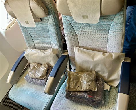 twin seat boeing 777|More space and privacy for Emirates Economy Class customers .